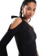 one shoulder bow tie one sve top in black