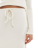 mix and match supersoft maxi skirt in cream