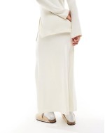 mix and match supersoft maxi skirt in cream