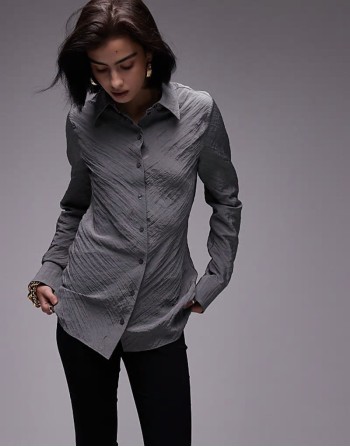 crinkle longline shirt in charcoal